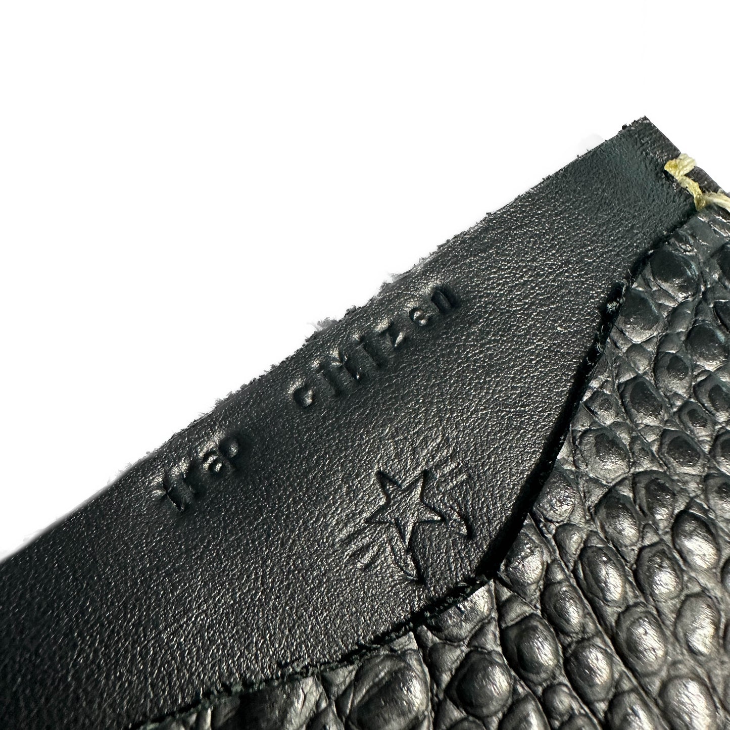 RINGED CARD HOLDER: Smooth Black & Obsidian Crocodile