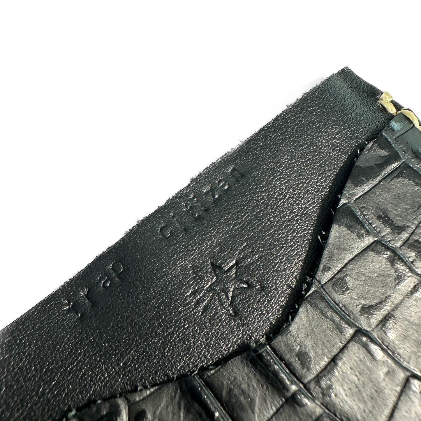 RINGED CARD HOLDER: Smooth Black & Obsidian Crocodile